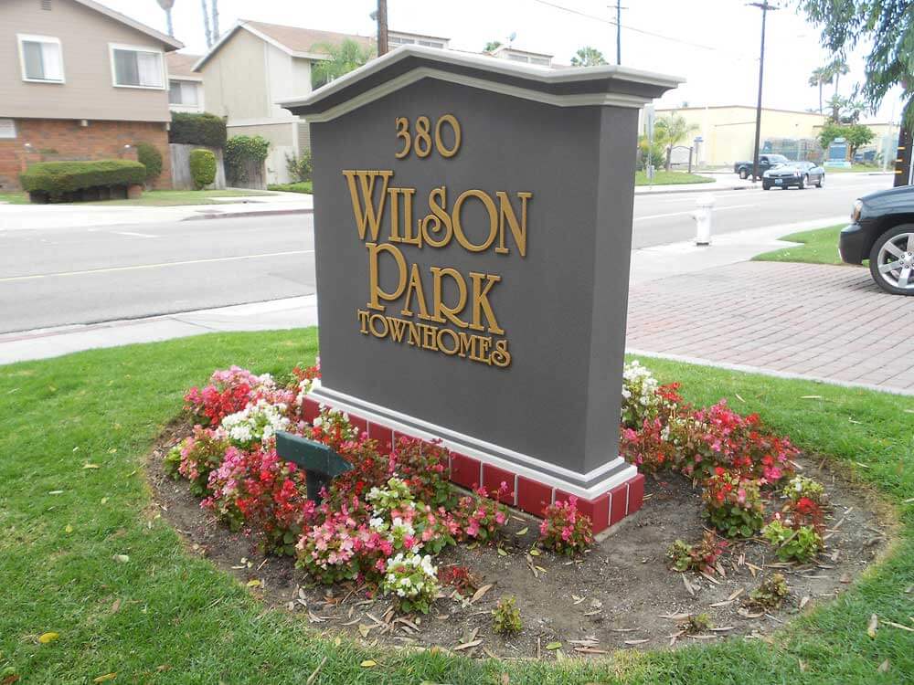 Wilson Park Townhomes — monument sign